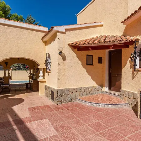 Villa Aloe - Plusholidays