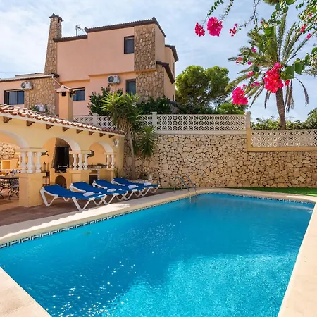 Aloe - Plusholidays *