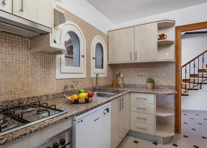 Villa Aloe - Plusholidays *