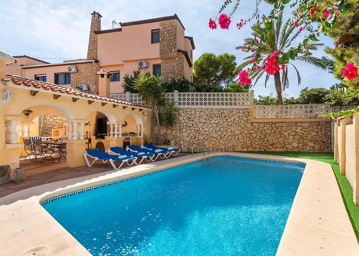 Aloe - Plusholidays *